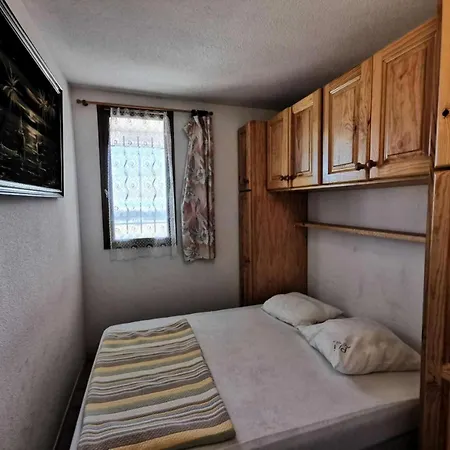 Apartment Grande Bleue - 2 Pieces 4 Couchages Port Mae-4474 *